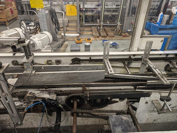 Used Adco 16C100EC tri seal carton closure