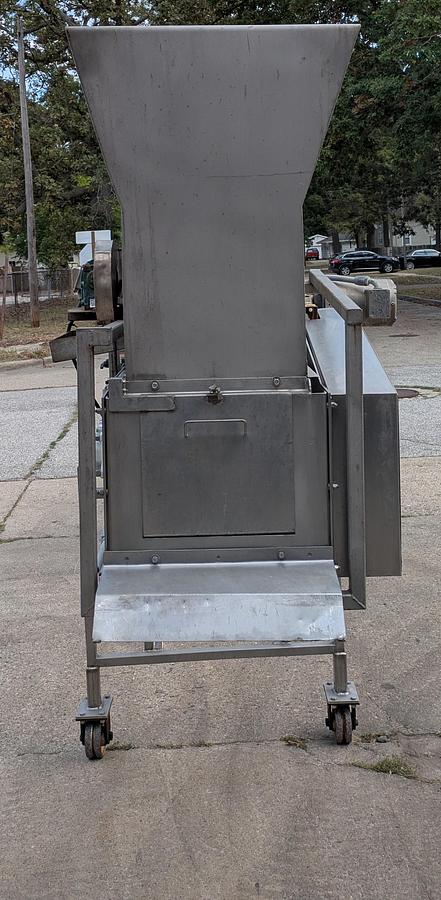 Used elevator with Key technology cluster breaker