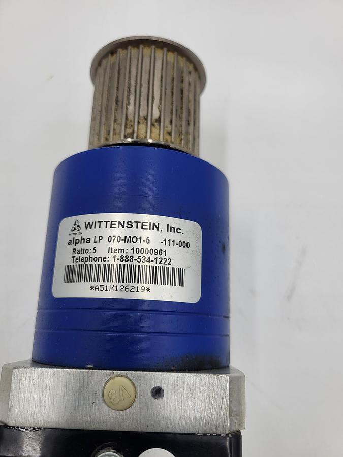Used Schneider Electric ID # 66012102-002 Servo motor & Wittenstein Alpha LP070-M01-5-111-000 Motors/Gear Box/Clutch