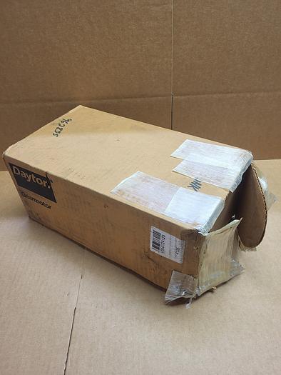 Used Dayton Gear motor 962835 D-2-A-2A