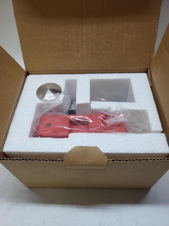 Allen-Bradley Guard Master 440G-T21BGPT-1B Ser.E