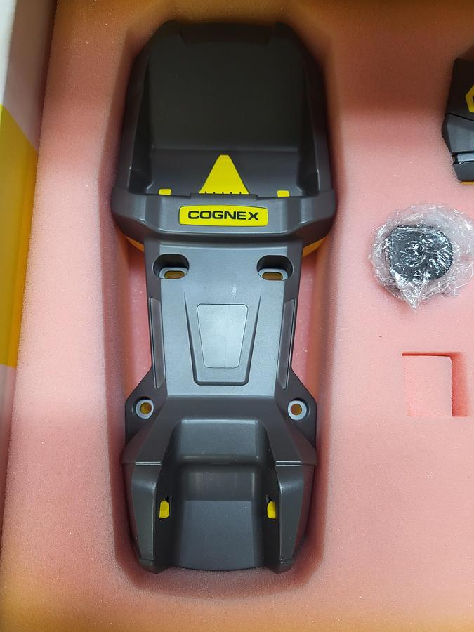 Used COGNEX DMR-8700DQ-B-E Scanner *NEW*