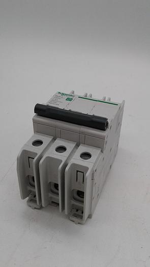 Used Schneider Electric Multi 9 M9F43208