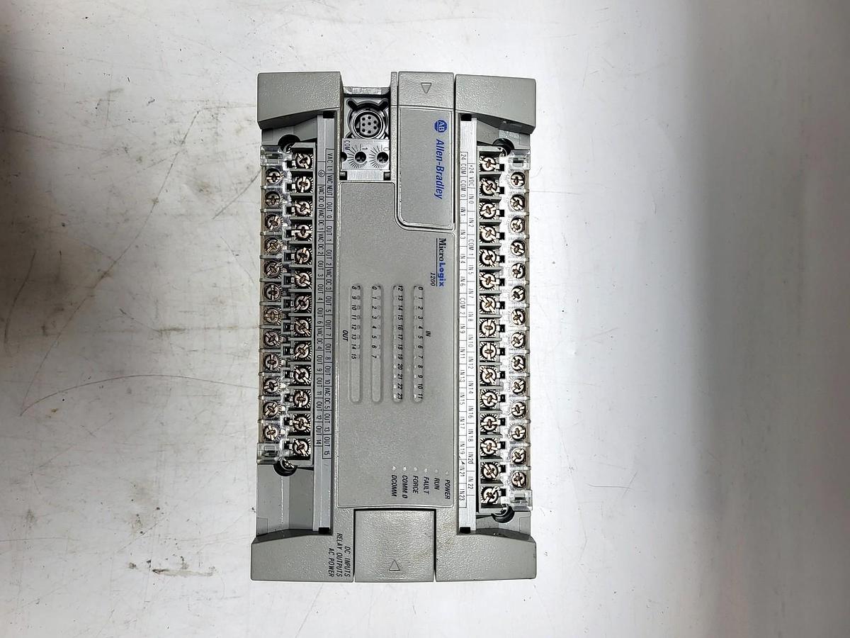 Allen-Bradley 1762-L40BWA overall