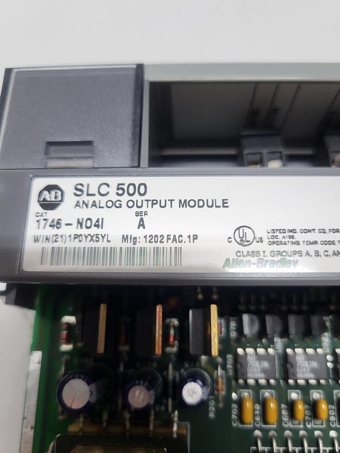 Used Allen-Bradley SLC500 Analog Output Module 1746-N04I Ser.A