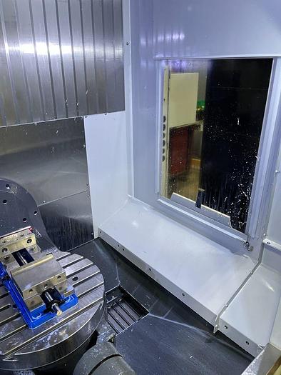 Used 2021 HAAS UMC-750 5-Axis CNC Vertical Machining Center