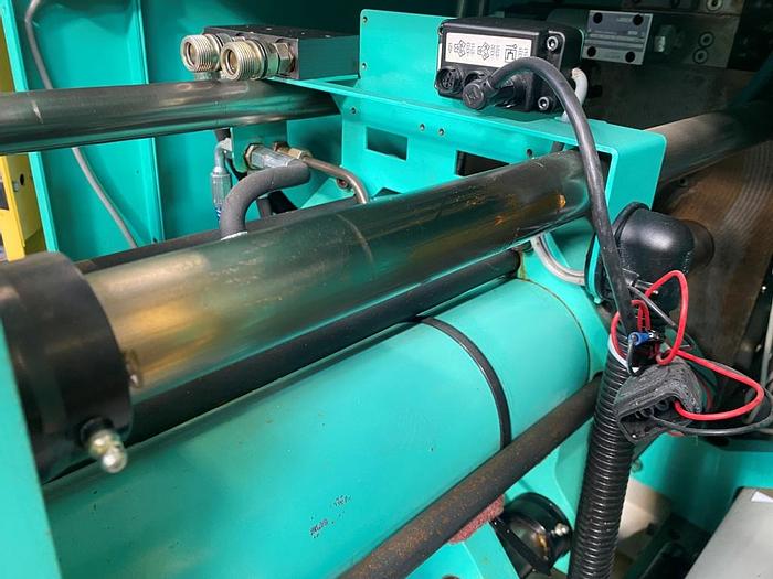 Used 1997 Arburg Allrounder Selecta 270S 250-60 Injection Moulding Machine