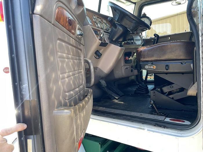 Used 2008 Peterbilt 367