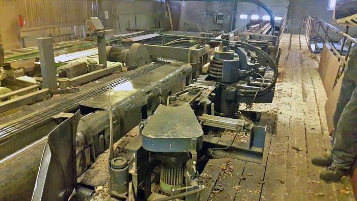 Used 1974 ARI Sweden Complete sawline ARI with 2 sas KL10 and KL12 and edger