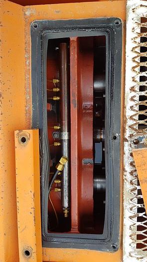 Used 2002 WELCAN 4 Axle Carrier Style Oilfield Pump / Kill Truck