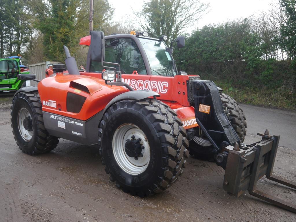 Used Manitou MLT  741-120 LSU Telehandler