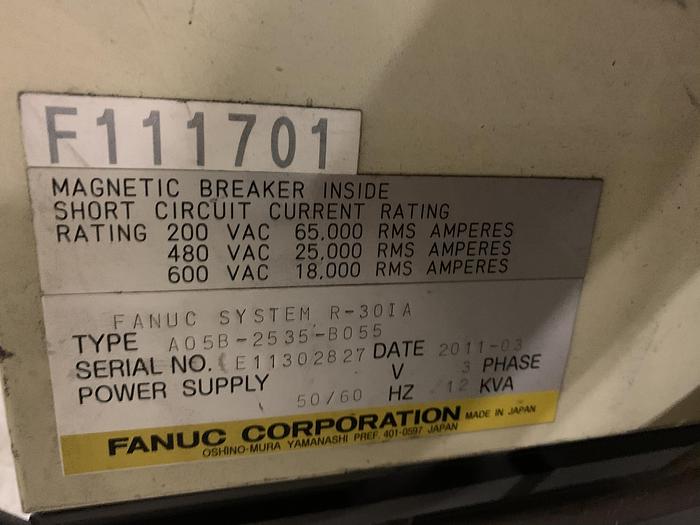 Used FANUC R2000iB/125L 6 AXIS CNC ROBOT WITH R30iA CONTROLLER