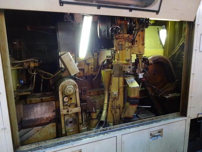 D'occasion NEDSCHROEF BL 4 - BL 405 Presse transfert rapide de frappe à froid extra longue course / Extra long stroke bolt maker