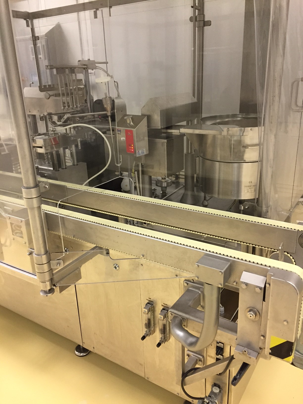Used INOVA - Riempitrice Liquidi - VSVM 521 B