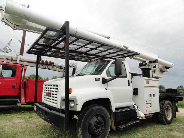 Used 2008 GMC / Altec TOPKICK C7500 / LRV57RM