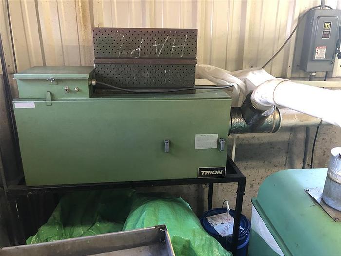 Used 1995 Royal Master TG-12x3 Centerless Grinder