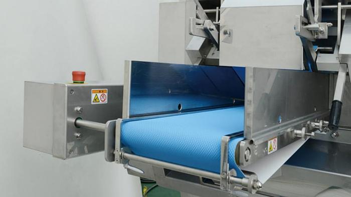 Nantsune Model NUS-300 II Jupiter High Speed High Performance Meat Slicer