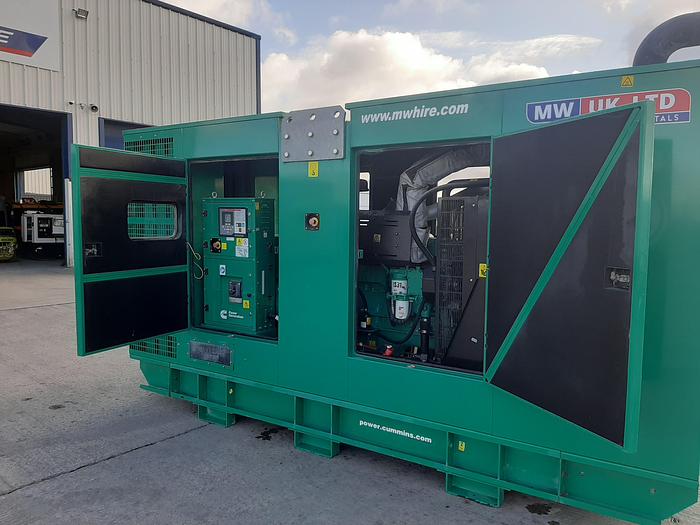 Used 2018 Cummins C330D5