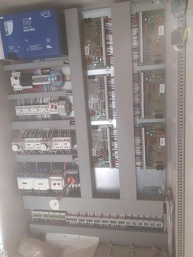 Usado Central HYDROPEX com macacos de elevação de 250 ton