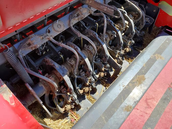 Used 2012 Massey Ferguson 2190 Baler w/ Accumulator