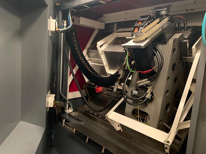 Used BRUGT CNC-DREJEBÆNK FABR. SCHAUBLIN, MODEL 136-5AX