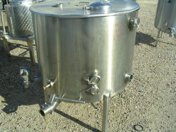 Usado 125 GALLON SINGLE SHELL TANK