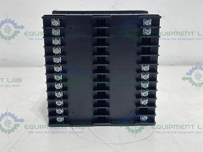 Red Lion PXU31CE0 Temperature Controller