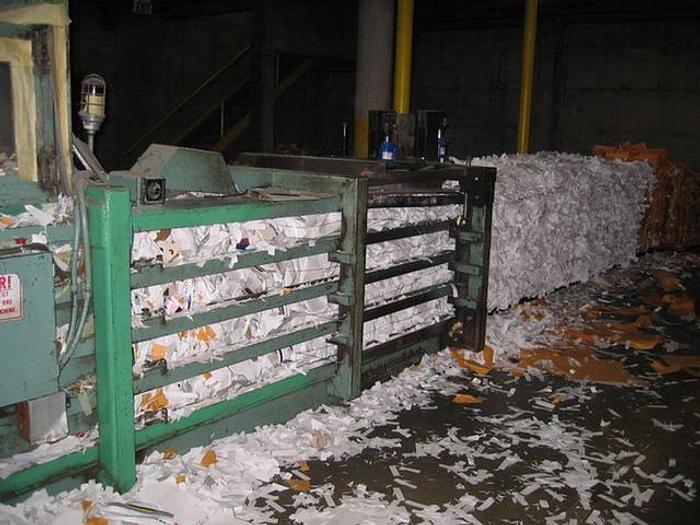 Used INTERNATIONAL BALER CD-30X30 #22907