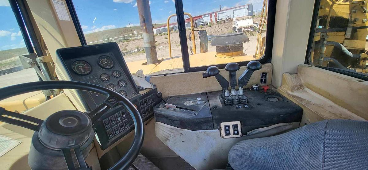 Used  Cat 627F Push Pull Scraper