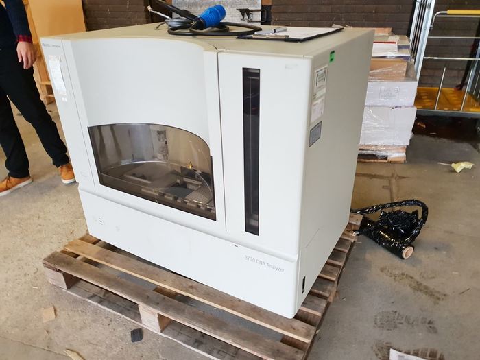 Used Applied Biosystems 3730 DNA Analyzer DNA Analyser