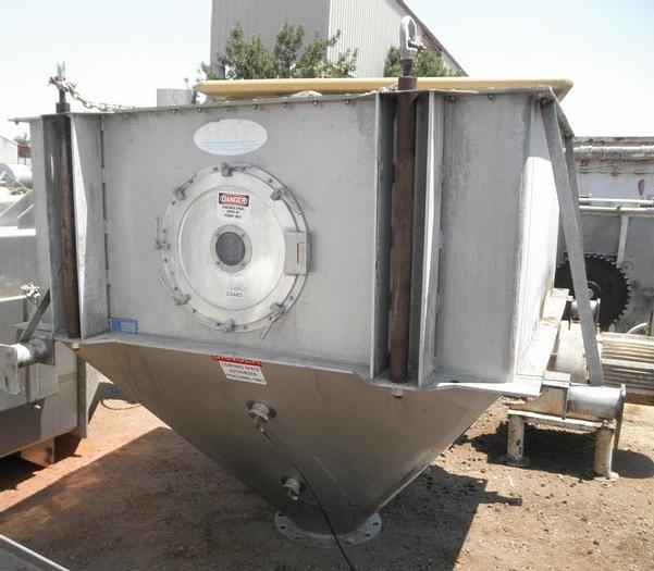 Used Hopper, 125 CF, S/st, 70" X 70" X 64", Valve, #S741230