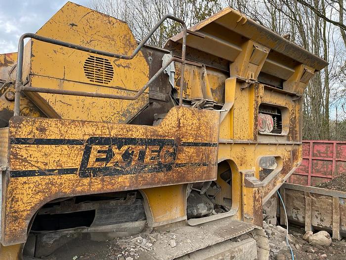 Used 2007 Extec C12+ tracked jaw crusher