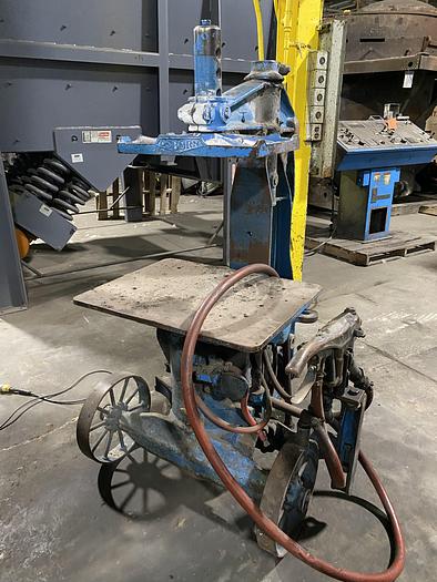 Used OSBORN PNEAMATIC VERTICAL MOLDING PRESS