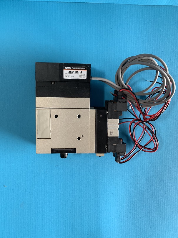 Used SMC Vacuum Switch ZSE1-00-14