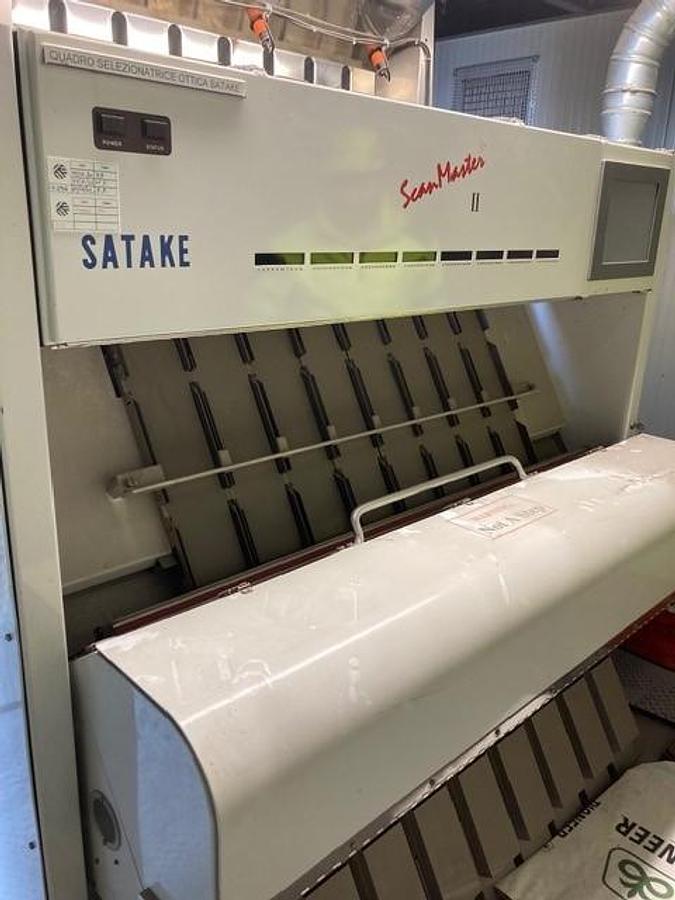 Usato Selezionatrice Ottica Satake