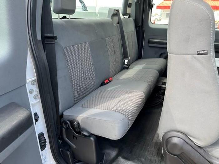 Used Altec AT40G 45ft Bucket Boom on 2013 Ford F550 4x4 Extended Cab Utility Truck – C98558