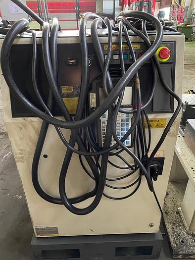 Gebraucht Roboter FANUC R 2000 iA