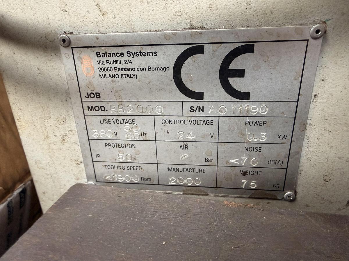 Usato Bilanciatrice per Utensili ad Asse Verticale BALANCE SYSTEM BB2000