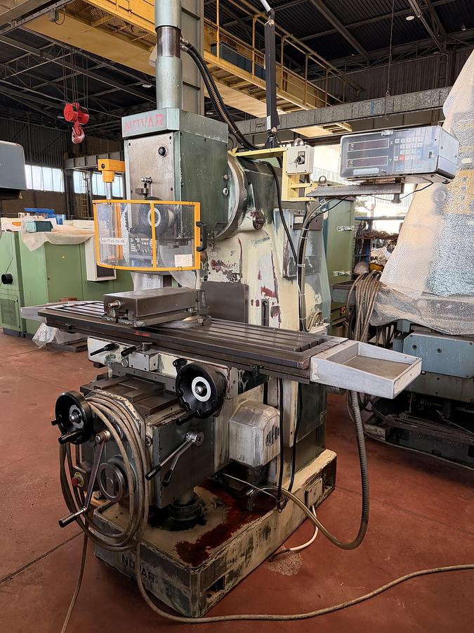 Buone Fresatrice Verticale NOVAR 1500 V
