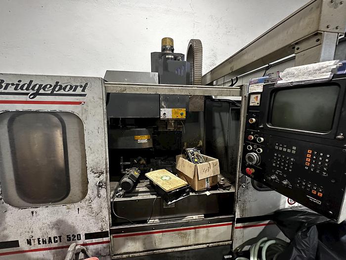 Installata 1988 BRIDGEPORT INTERACT 520 V