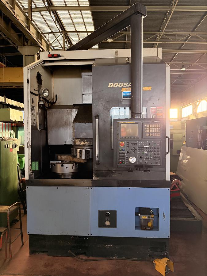 Ottime Tornio Verticale Cnc DOOSAN PUMA V 550