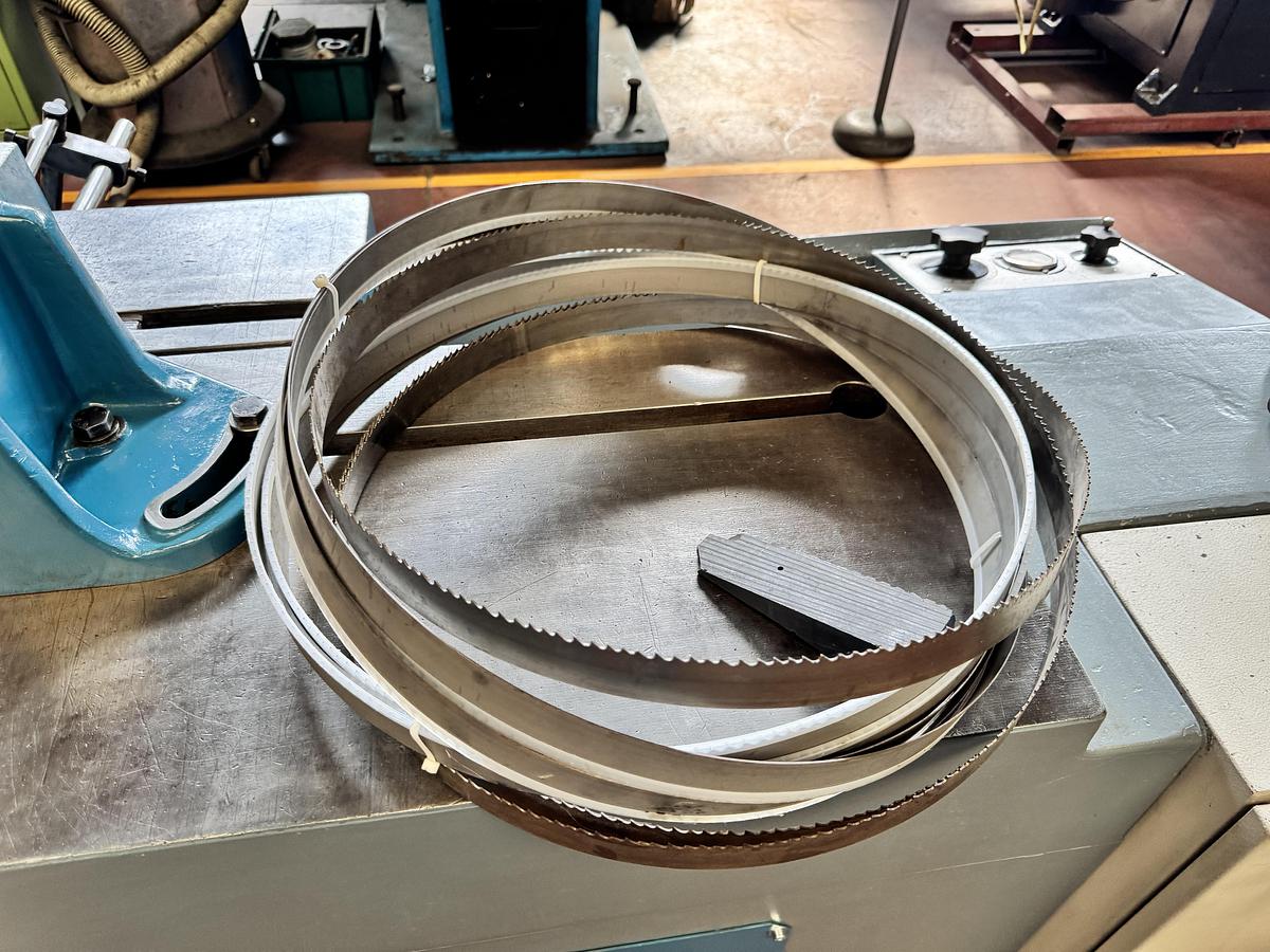 Ottime Segatrice a Nastro SemiAutomatica FENDO 350 SA SUPER