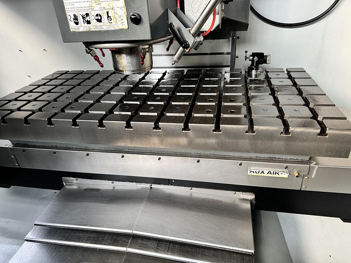 Ottime Centro di Lavoro Verticale HAAS VM 3