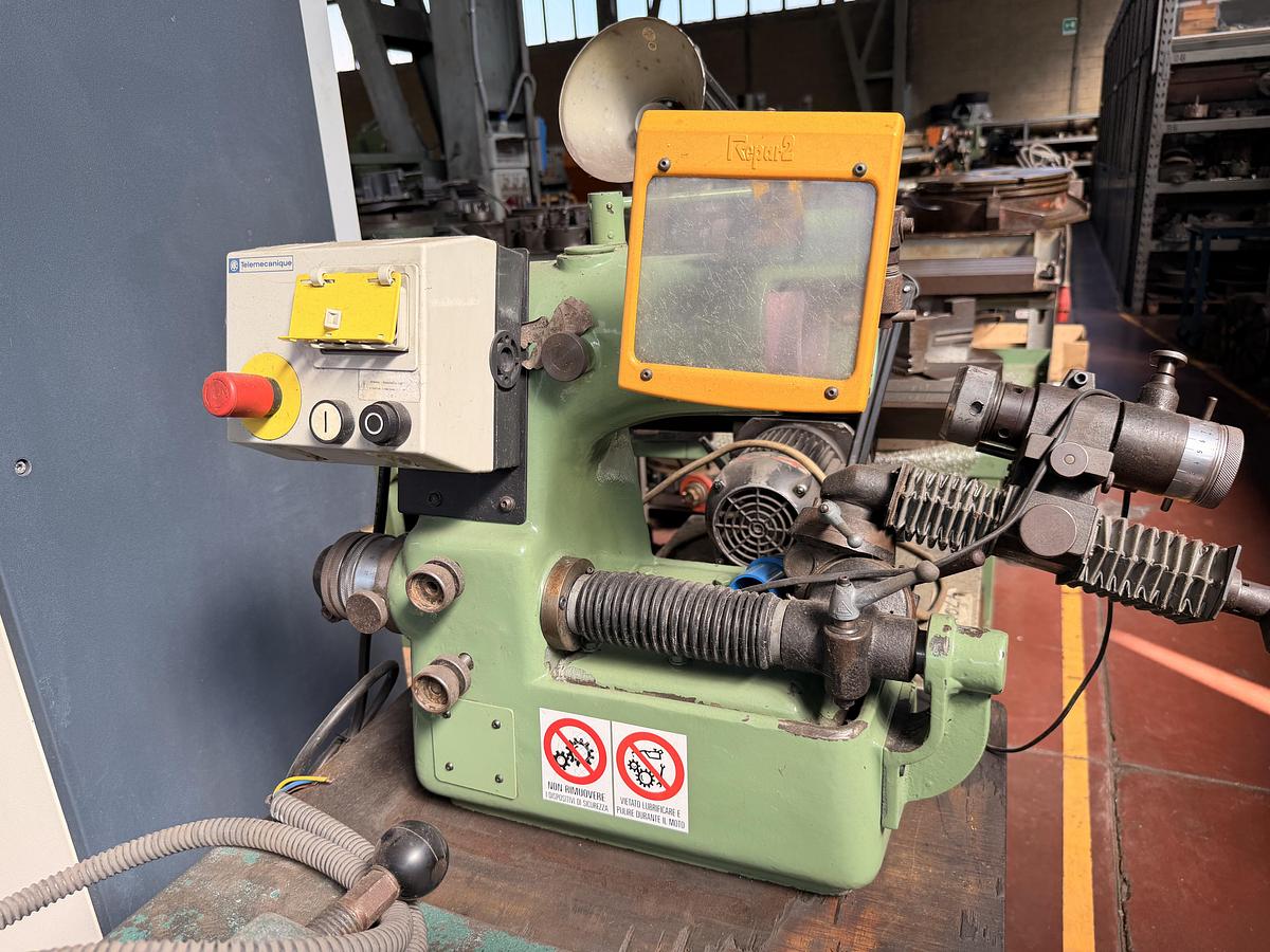 Ottime Affilatrice per Bulini MICHAEL KAMPF S/4-417