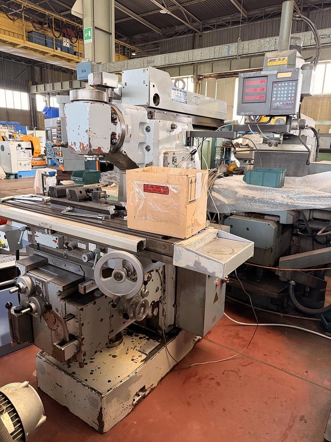 Usato Fresatrice Universale