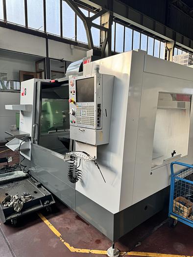 Ottime Centro di Lavoro Verticale HAAS VM 3