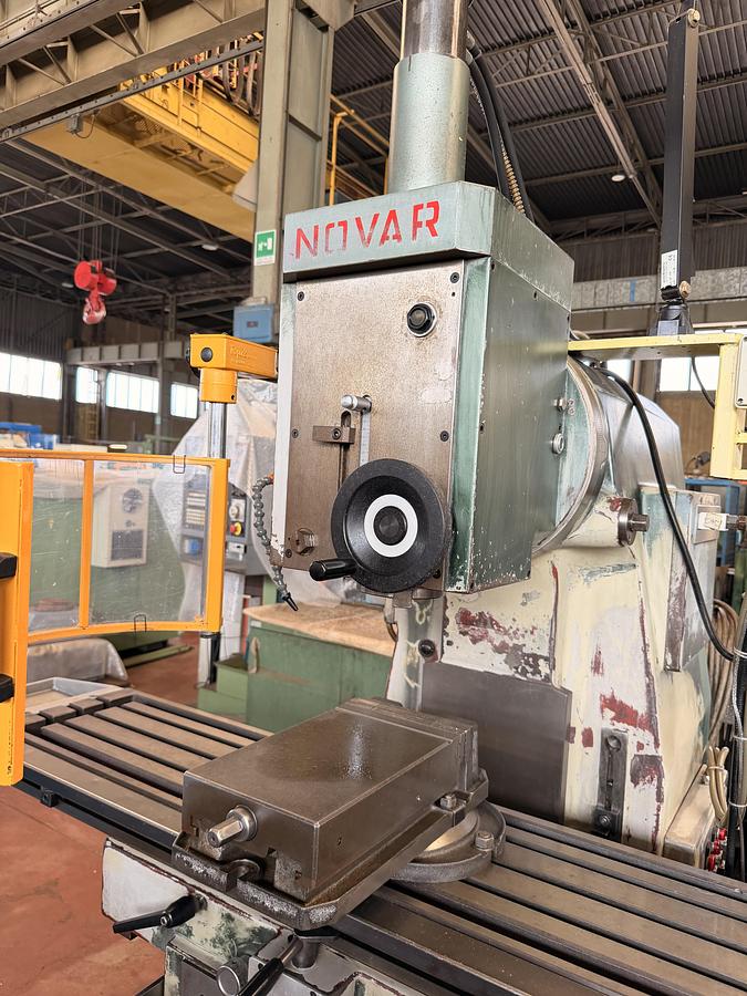 Buone Fresatrice Verticale NOVAR 1500 V
