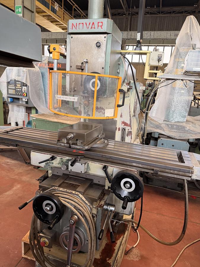 Buone Fresatrice Verticale NOVAR 1500 V