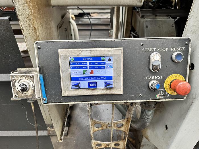 Installata Centro di Tornitura Multiasse HYUNDAI KIA SKT 250 TTSY / 18ITB