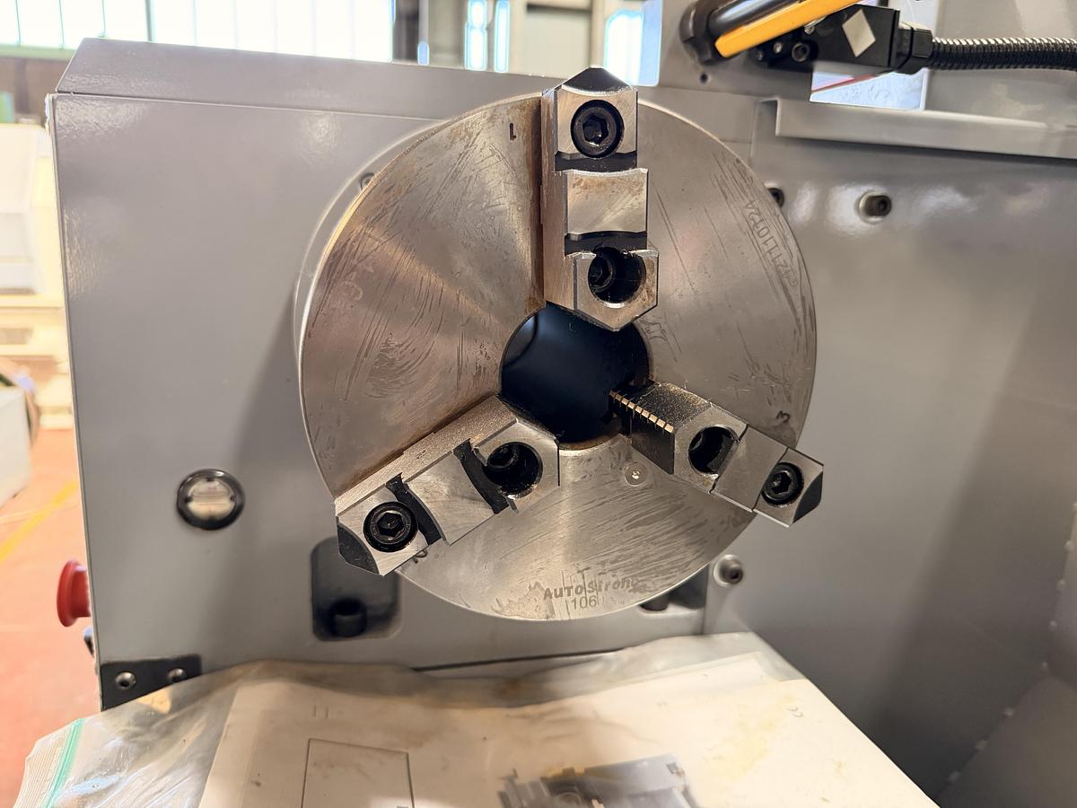 Tornio Parallelo CASTOR 200 LV